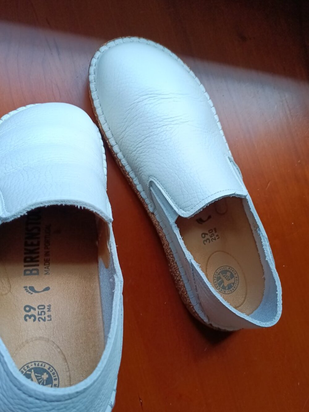 Birkenstock Pre-Loved UNISEX Pre-loved Classic White Leather Loafer Size 39 E - Picture 8 of 13